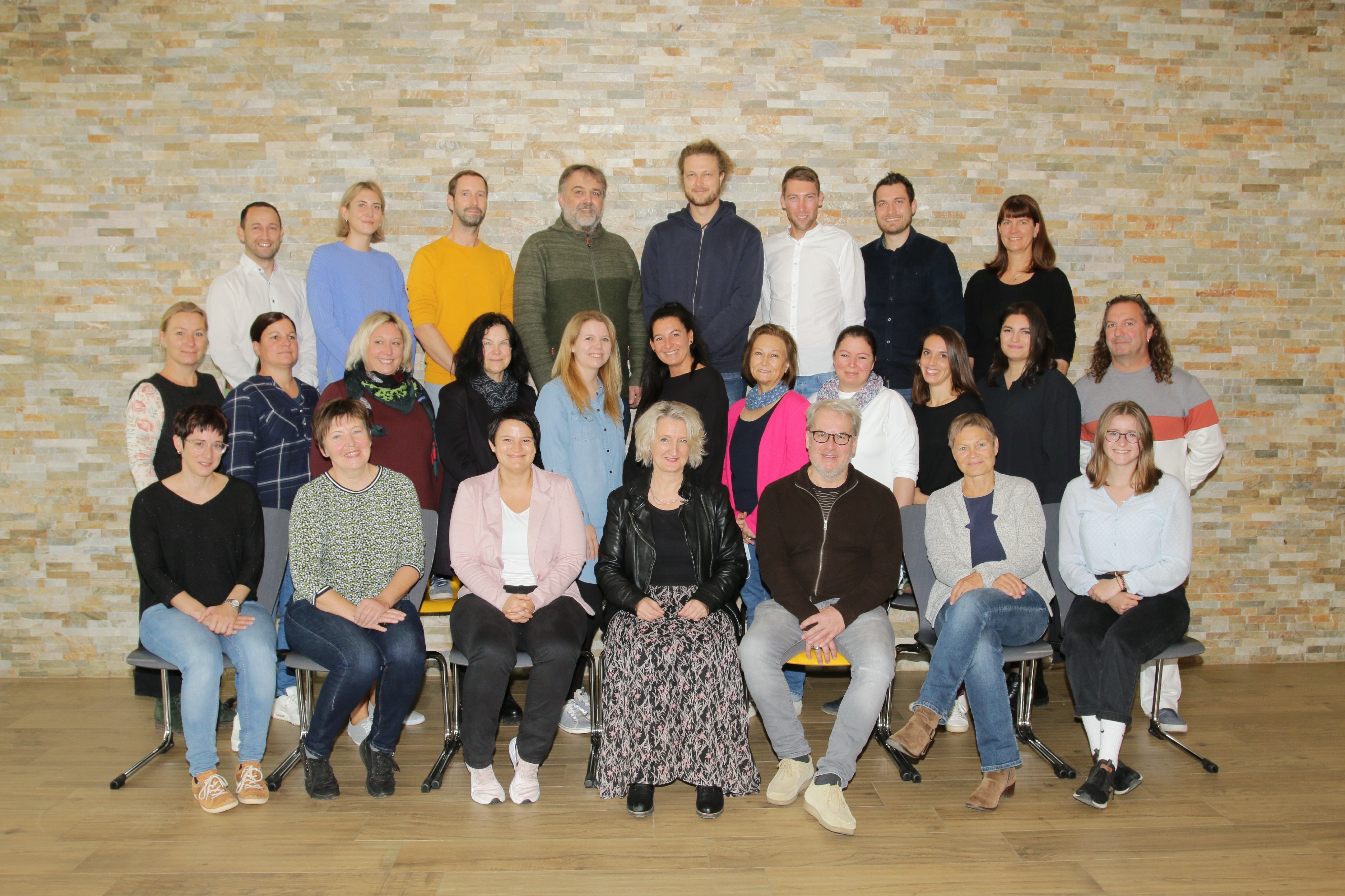 Lehrerfoto-2021-22.jpg